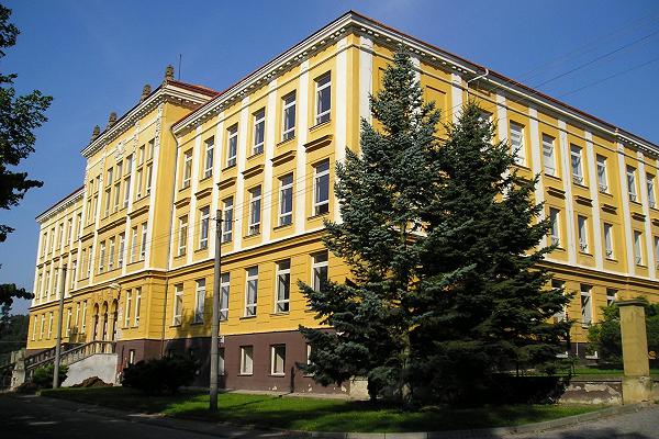 Gymnazium
                  Jevíčko